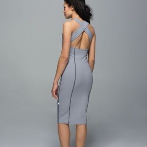 Lululemon Picnic Play Dress 8, Gingham